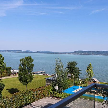 Platan Beach Apartman With Lakeview Balatonboglár Dış mekan fotoğraf