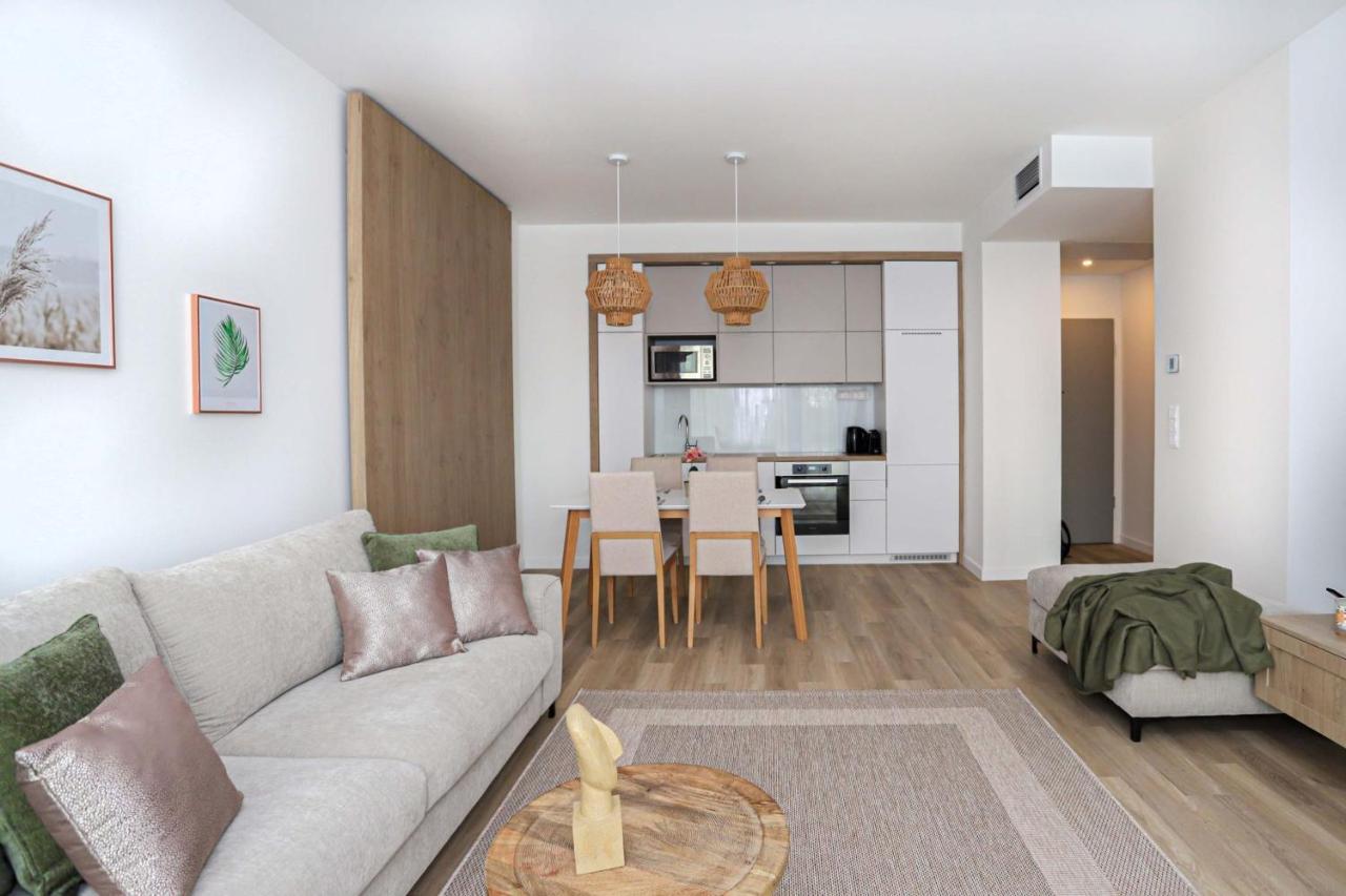 Platan Beach Apartman With Lakeview Balatonboglár Dış mekan fotoğraf