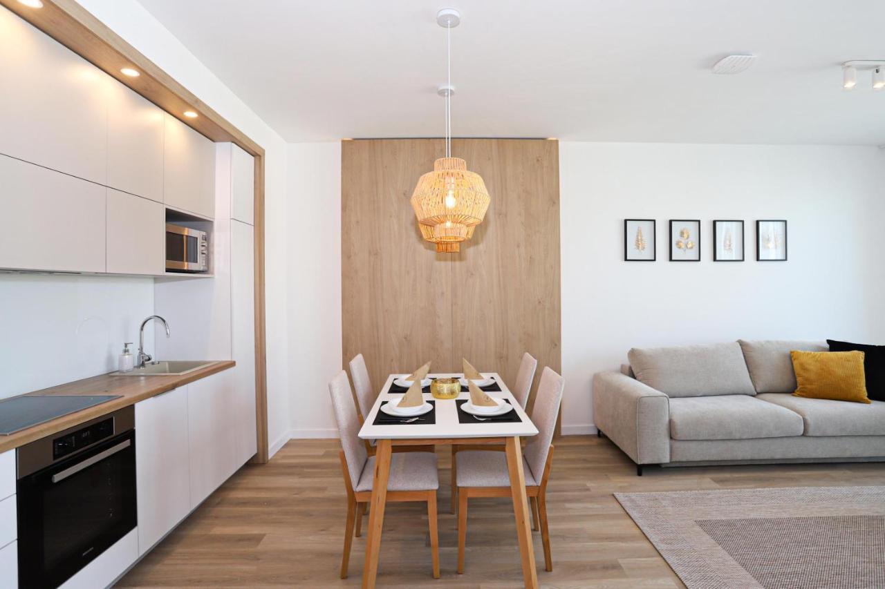 Platan Beach Apartman With Lakeview Balatonboglár Dış mekan fotoğraf