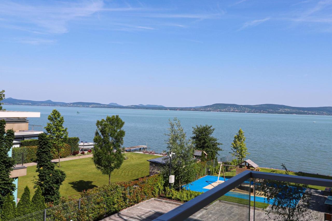 Platan Beach Apartman With Lakeview Balatonboglár Dış mekan fotoğraf