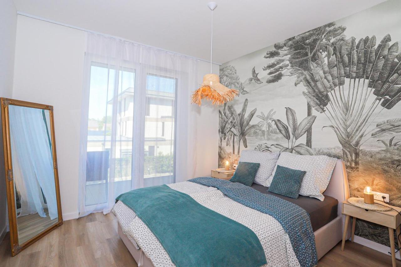 Platan Beach Apartman With Lakeview Balatonboglár Dış mekan fotoğraf