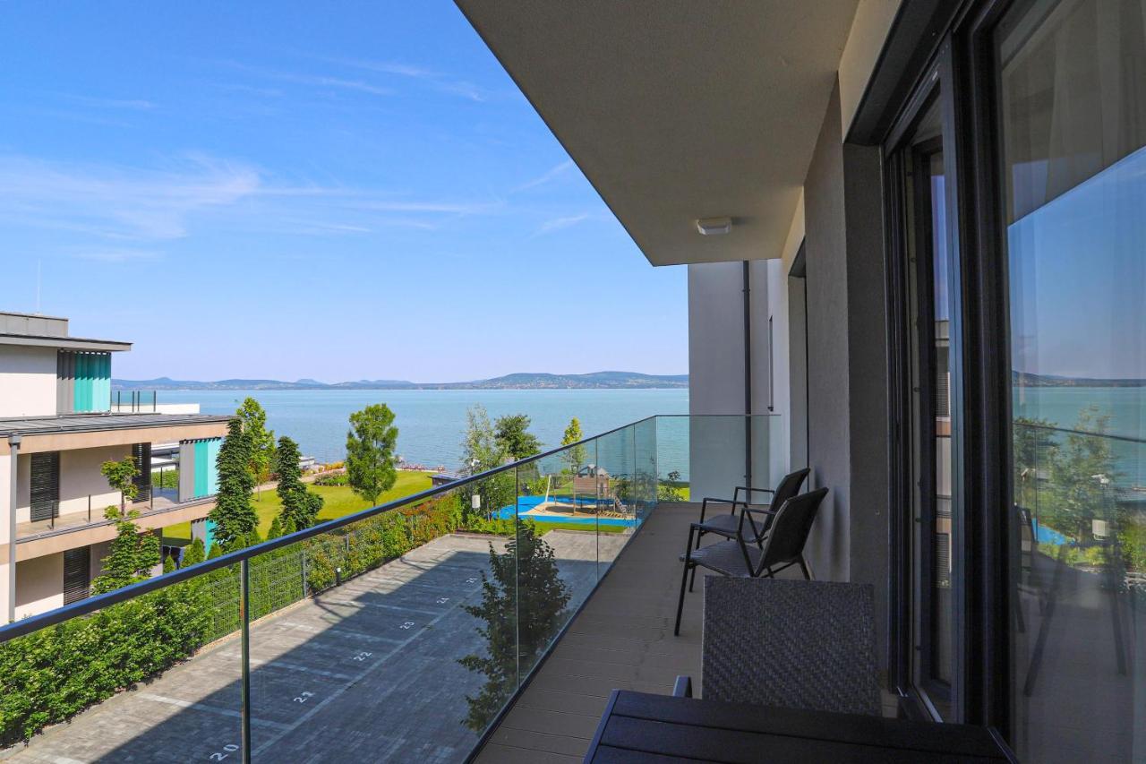 Platan Beach Apartman With Lakeview Balatonboglár Dış mekan fotoğraf